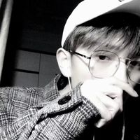 男生打哈欠动画头像(17)