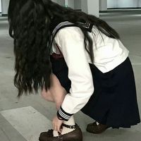 女生穿球服头像(18)