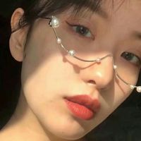 黑色的短头发图片女生头像霸气头像(13)