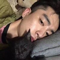 漏脖子男生头像(10)