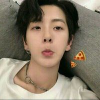 只有一个表情的男生头像(16)