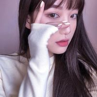 女生照镜子头像唯美(5)