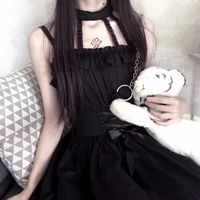 qq头像女生手拿叶子(15)