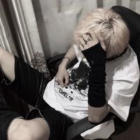 僵小鱼男生头像(2)