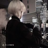 男生头像肌肉男背影(16)