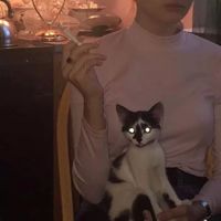 欧美红嘴唇女生头像(5)