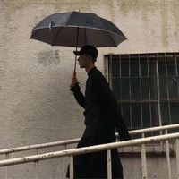黑色系头像男生头像图片(16)