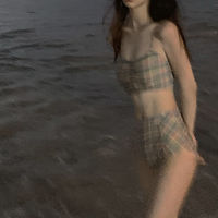 半身部位女生头像(15)