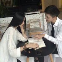 qq情侣头像坐起的(19)