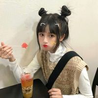 qq头像女生吸着烟的(2)