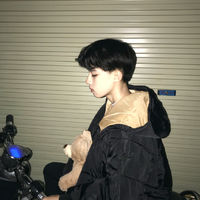 qq头像手捧花男生(3)