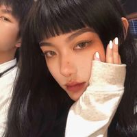 穿校服女生半身头像图片大全(16)