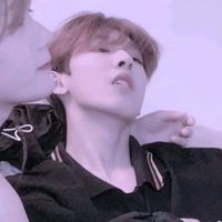 真人戴眼镜的情侣头像(4)