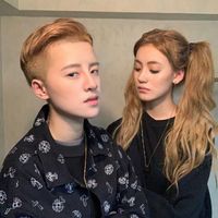 戴眼镜的情侣头像图片(11)