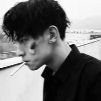qq图片男生高清伤感图片头像(20)