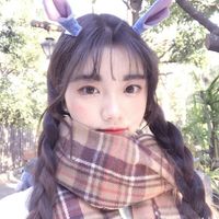 举着纸板的女生头像(9)
