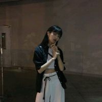 运动的女生和不运动的女生头像(14)