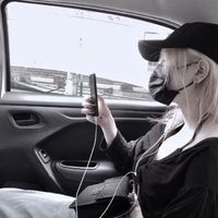 女生头像雨天背影(18)