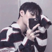 男生提剑头像(19)