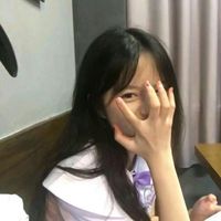 骚气图片头像女生露背肩(2)