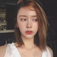 拿烟花棒的女生头像(9)