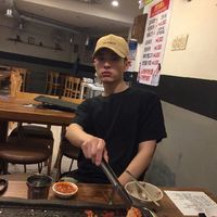 男生微信头像用哪种合适