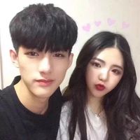 情侣头像坐在窗台上(19)