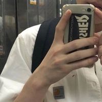 靠窗的男生头像(7)