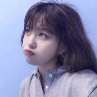 双丸子头女生头像搞怪(7)