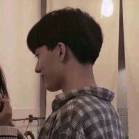 qq头像情侣一男一女一性感(16)