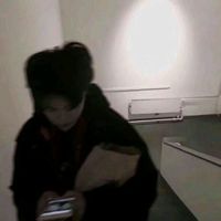 qq头像带白色帽子的男生头像(19)