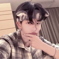 男生戴眼镜图片头像(13)