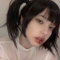 女生侧面带墨镜头像(20)