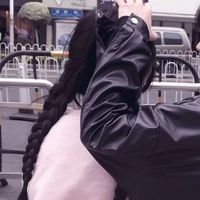 qq情侣头像黑白一男一女(8)