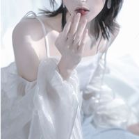 特别露骨的女生头像(14)
