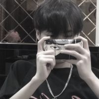穿黑色外套男生头像(9)