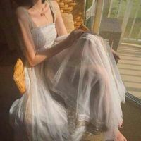 qq头像女生背影酷戴帽子(12)