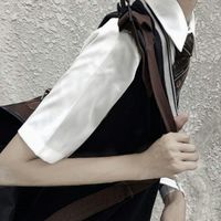 写作业男生的动画头像(10)