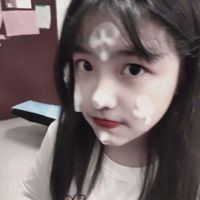 酷酷戴眼镜短发女生头像(2)