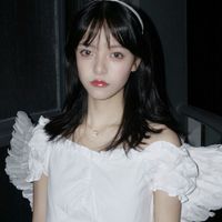 网络流行头像真人女生背影