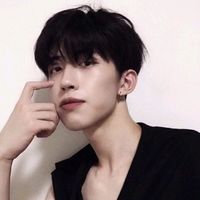 男生抱小猫咪头像抖音(5)