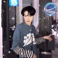 拟人头像男生(17)