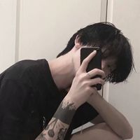 恐怖又帅气头像男生(8)