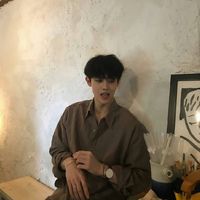 qq头像古风男生全身图片大全(7)