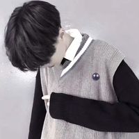 叼着烟的图片男生头像(2)