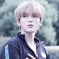 男生头像清晰照片(19)