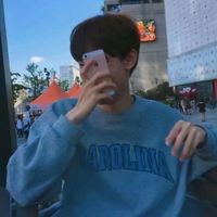 男生痛到心碎的头像(12)