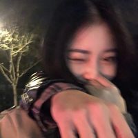黑色字母头像女生头像(2)