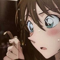花朵与浇水的情侣头像