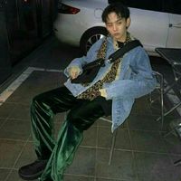 qq头像欧美彩色男生(7)